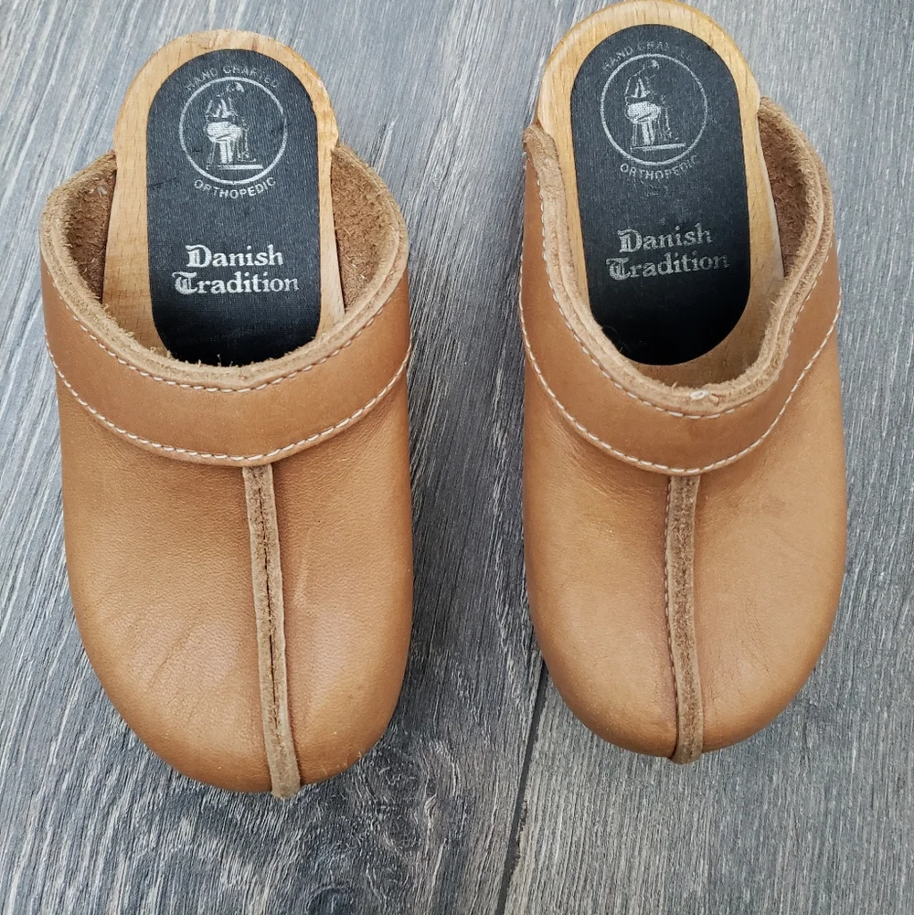 Danish Traditions Tan Brown Leather Wood Clogs Kids Child Size 8 Danish Size 24 - Picture 8 of 8